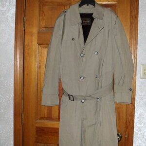 BOTANY 500 TRENCH COAT